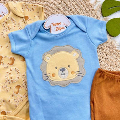 CONJ. DE MALHA 3 PEÇAS - Leãozinho - Azul Claro, Amarelo e Ferrugem